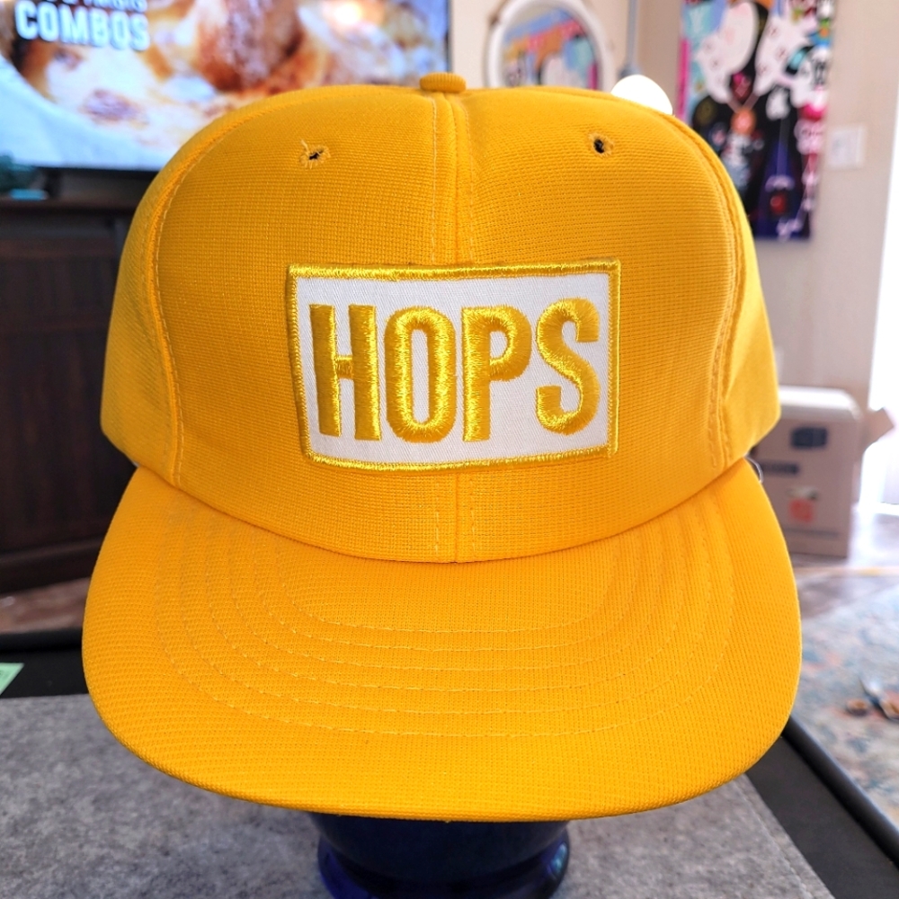 Vintage HOPS Patch Snapback Cap 90s Foam Pannels Logo Yellow Embroidered